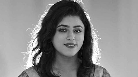 பெங்காலி சின்னத்திரை நடிகை சுபர்ணா தற்கொலை