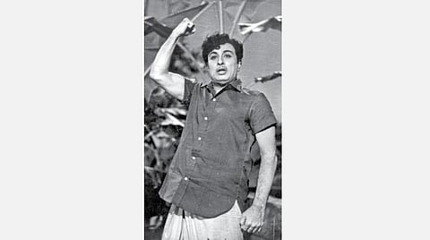 வண்ணக்கிளி