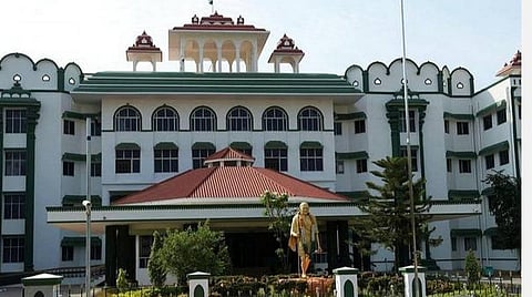 திமுக கவுன்சிலர்கள் எதிர்ப்பால் கோவில்பட்டி ஒன்றியக்குழுவின் முதல்  கூட்டம் ஒத்திவைப்பு