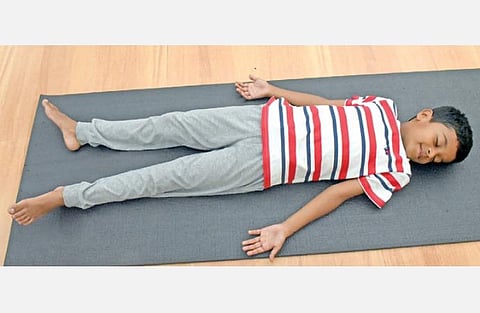 உடலினை உறுதி செய்-15: புத்துணர்ச்சி ஊட்டும் சவாசனம்