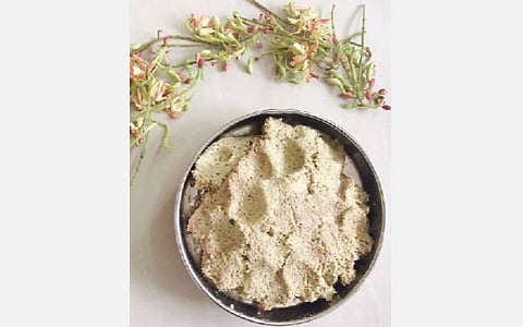 பூவெல்லாம் சமைத்துப்பார்!- புளியம்பூ துவையல்