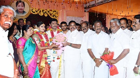 திருமண விழாவில் முதல்வர், துணை முதல்வர் உள்ளிட்டோர்