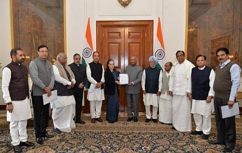 ‘‘ராஜதர்மத்தை காப்பாற்றுங்கள்’’ - டெல்லி கலவரம் தொடர்பாக குடியரசுத் தலைவரிடம் காங்கிரஸ் மனு