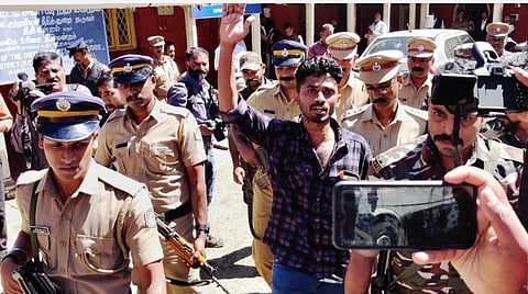 மாவோயிஸ்ட் ஆதரவாளர் டெனிஷுக்கு நிபந்தனை ஜாமீன்