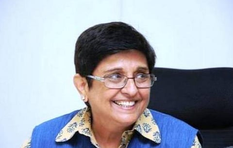 காரைக்கால் -இலங்கை இடையிலான பயணிகள் கப்பல் போக்குவரத்துக்கு மத்திய அரசு அனுமதி: தடை விதிக்க மத்திய அமைச்சருக்கு கிரண்பேடி கடிதம்