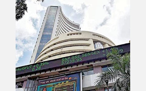 தொடர் சரிவில் பங்குச் சந்தை- 7 நாள் வர்த்தகத்தில் ரூ.13 லட்சம் கோடி நஷ்டம்