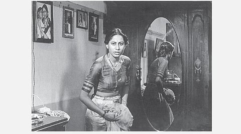 பாம்பே வெல்வெட் 25: செத்தும் சாதித்த ஸ்மிதா