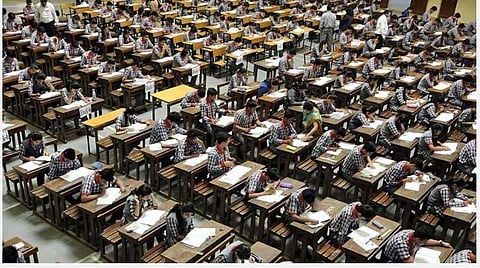 கோவாவில் 10, 12-ம் வகுப்பு பொதுத் தேர்வுகள் தள்ளிவைப்பு; 8-ம் வகுப்பு வரை அனைவருக்கும் தேர்ச்சி 