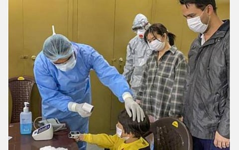 19 இந்திய மாணவர்கள் பிரிட்டனில் பரிதவிப்பு- இந்திய தூதரகத்துக்கு வேண்டுகோள்