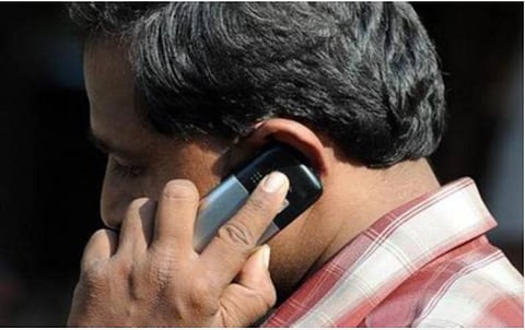 கரோனா வைரஸ் தடுப்பு நடவடிக்கையால் ஏற்படும் மன உளைச்சலைத் தடுப்பதற்காக தொலைபேசி வழி மனநல ஆலோசனை: புதுக்கோட்டையில் முதல் முறையாக தொடக்கம்