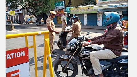 வெளியில் சுற்றினால் வாகனம் பறிமுதல் சரியா? 144 சட்டம் என்ன சொல்கிறது? பேரிடர் மேலாண்மைச் சட்டம் அமலாகுமா?- மூத்த வழக்கறிஞர் விளக்கம்