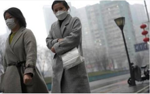 பிற மாகாணங்களில் குடியேற முயற்சிக்கும் ஹுபெய் மாகாண மக்களை விரட்டியடிக்கும் சீனர்கள்