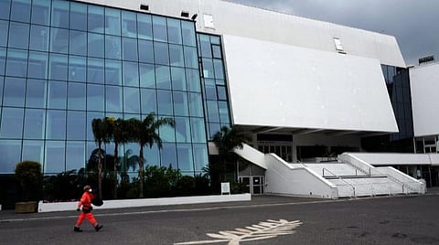 கரோனா வைரஸ் அச்சுறுத்தல்: ஆதரவற்றோர் இல்லமாக மாறிய கேன்ஸ் திரை விழா அரங்கம்