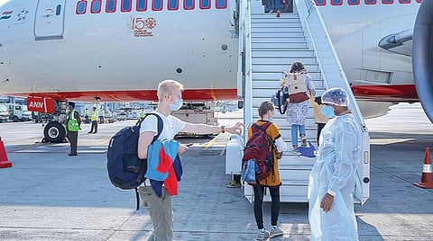 உலக அளவில் கரோனா வைரஸால் பாதித்தோர் எண்ணிக்கை 8 லட்சத்தை தாண்டியது