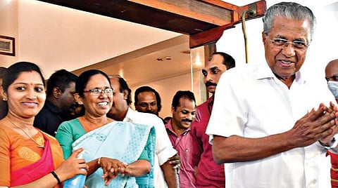 வழிகாட்டுகிறது கேரளம்!