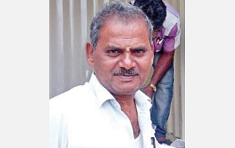 எம்.குமரன்