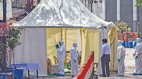 தப்லீக் மாநாட்டில் பங்கேற்றோர் மருத்துவமனையில் ஆர்ப்பாட்டம்