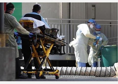 பெருந்துயரத்தை நோக்கி அமெரிக்கா: கரோனா வைரஸுக்கு ஒரே நாளில் 2000 பேர் பலி