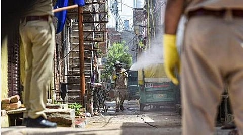 புளியங்குடியில் அத்தியாவசியப் பொருட்கள் கிடைக்காமல் பொதுமக்கள் அவதி: நடவடிக்கை எடுக்க கோரிக்கை