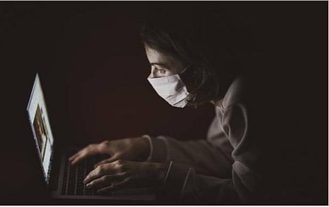 வீட்டில் இருந்து பணி புரிவதால் 67% இந்தியர்கள் தூக்கமின்மையால் அவதி