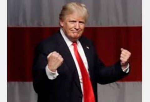 அமெரிக்கர்களுக்கு வழங்கும் நிதி காசோலையில் ட்ரம்ப் பெயர் அச்சிட உத்தரவு