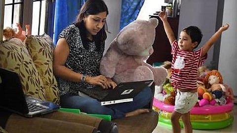 குழந்தைமையை நெருங்குவோம்: 2- பெற்றோர் மூச்சு விட்டுக்கொள்ள வேண்டிய தருணமிது