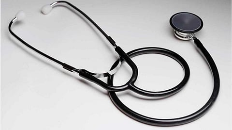 விளாத்திகுளம் பகுதியில் சிகிச்சை அளிக்க மறுக்கும் தனியார் மருத்துவமனைகள்: பொதுமக்கள் பாதிப்பு