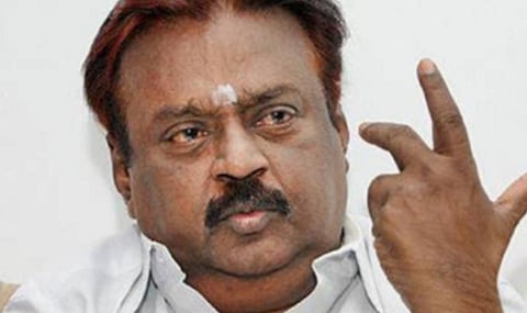 கரோனாவால் உயிரிழப்பவர்களை அடக்கம் செய்ய என் கல்லூரியின் ஒரு பகுதியைத் தருகிறேன்: விஜயகாந்த் அறிவிப்பு