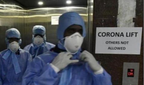 கரோனா வைரஸ் தொற்றுக்குள்ளான குழந்தைகள்: பராமரிப்புக்காக தொற்றில்லாத தாய்மார்களும் வார்டில் அனுமதி 