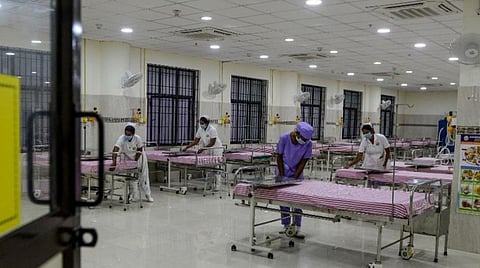 ஒரே நாளில் 48 பேர் வீடுகளுக்கு அனுப்பி வைப்பு: கரோனா தொற்றிலிருந்து குணமடைந்தோர் கரூரில் அதிகம்