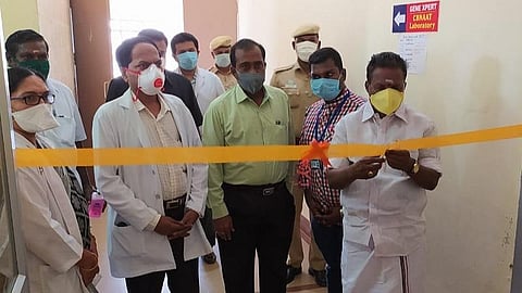சிவகங்கையில் பிசிஆர் பரிசோதனை மையம் திறப்பு: கரோனா தொற்றில் இருந்து குணமடைந்த சிறுமி வீட்டுக்கு அனுப்பிவைப்பு