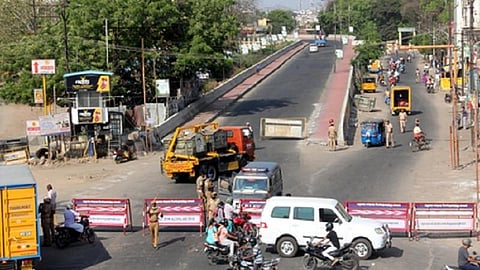 ஊரடங்கு நேரத்தில் போலீஸாருக்கு சுழற்சி முறையில் ஓய்வு: மதுரையில் நடைமுறைக்கு வந்தது புதிய திட்டம்