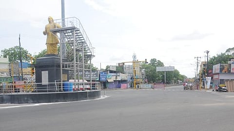 மதுரை- திண்டுக்கல் பைபாஸ் சாலை.