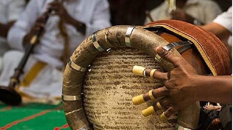 ஊரடங்கு முடிவுக்கு வந்தாலும் நாதஸ்வர, தவில் இசை நிகழ்ச்சிகளுக்கு வாய்ப்பில்லை: வருமானம் இழப்பு நீடிக்கும் அபாயத்தால் கலைஞர்கள் கண்ணீர்