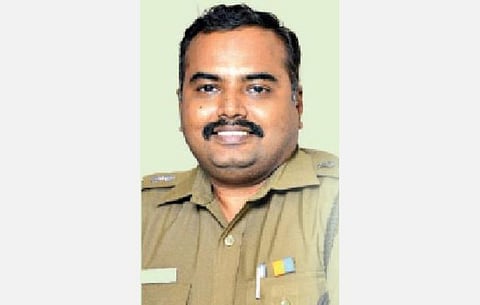 மக்களிடம் மகிழ்ச்சியைப் படரவிடுவது காவல் துறைக்குக் கிடைத்த வரம்!- நெல்லை மாநகரக் காவல் துணை ஆணையர் சரவணன் பேட்டி