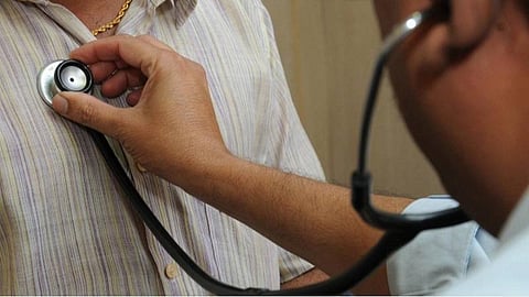 கோவில்பட்டியில் மருத்துவ மாணவர் உள்ளிட்ட 3 பேர் தனிமைப்படுத்தப்பட்டனர்