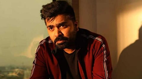 ரசிகருக்கு கரோனா பாதிப்பு: தொலைபேசியில் நலம் விசாரித்த சிம்பு