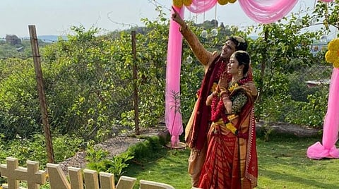 காதலியை கரம் பிடித்த நிகில் சித்தார்த்