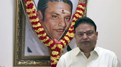 2500 கலைஞர்களுக்கு வங்கிக் கணக்கில் 1000 ரூபாய்: தந்தை நினைவு நாளில் ஐசரி கணேஷ் உதவி