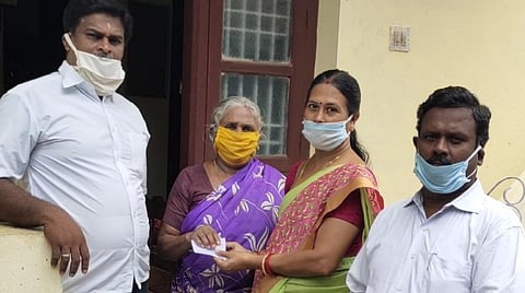 வீட்டுக்கு வீடு ஹோமியோபதி மாத்திரைகள்: குமரி மாவட்ட பாஜக வழங்கல்