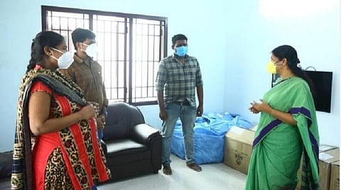 அயர்லாந்து நாட்டில் சிக்கிய செவிலி நாடு திரும்ப உதவிய கனிமொழி எம்.பி.: கண்ணீர் மல்க தம்பதி நன்றி