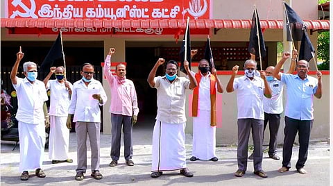 நகர்ப்புற மக்களுக்கும் வேலை உறுதியளிப்புச் சட்டம் வேண்டும்: இந்தியக் கம்யூனிஸ்ட் ஆர்ப்பாட்டத்தில் கோரிக்கை