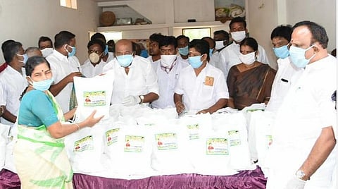 ‘சுய விளம்பரத்துக்காகவே மக்களுக்கு உதவி செய்வது போன்ற தோற்றத்தை ஸ்டாலின் ஏற்படுத்துகிறார்’: வி.வி.ராஜன் செல்லப்பா எம்எல்ஏ குற்றச்சாட்டு