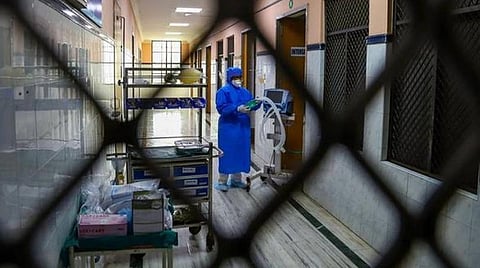 மே 21-ம் தேதி தமிழக நிலவரம்: மாவட்ட வாரியாக கரோனா தொற்று உள்ளவர்களின் பட்டியல்