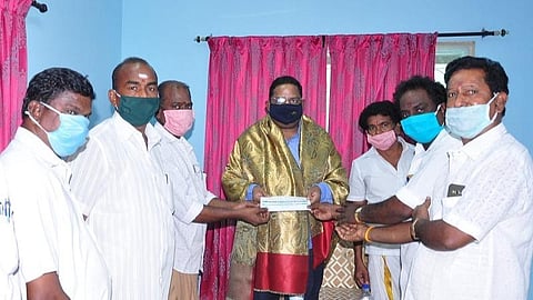 தொழில் புரிய அனுமதிகோரி நாடக நடிகர்கள் கரோனா தடுப்பு சிறப்பு அதிகாரி காமராஜிடம் மனு