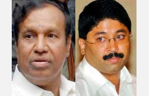 டி.ஆர்.பாலு, தயாநிதி மாறன் மீது மே 29 வரை நடவடிக்கை எடுக்கக் கூடாது: காவல்துறைக்கு உயர் நீதிமன்றம் உத்தரவு 