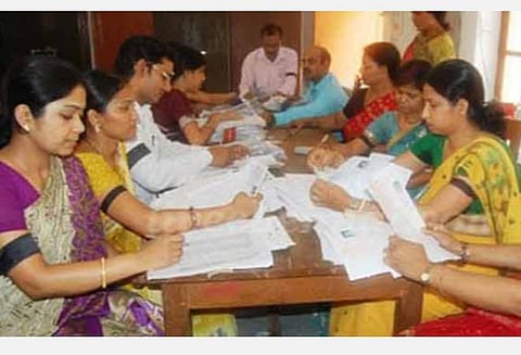 பிளஸ் 2 விடைத்தாள் திருத்தும் பணிகள் இன்று தொடங்கின