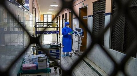 மே 27 தமிழக நிலவரம்: தொற்று பாதிப்பு, குணமடைந்தோர், பலி எண்ணிக்கை- முழுமையான பட்டியல்