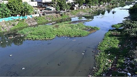 ஊரடங்கால் முடங்கிய வெள்ளநீர் கால்வாய் திட்டப்பணிகளை மீண்டும் தொடங்க உத்தரவு
