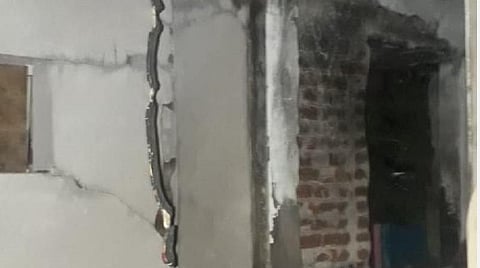 திருச்சியில் காஸ் சிலிண்டர் வெடித்து ஒரே குடும்பத்தைச் சேர்ந்த 3 பேர் பலி: மகன் இறந்த சோகத்தில் தாய் குடும்பத்துடன் தற்கொலையா என விசாரணை